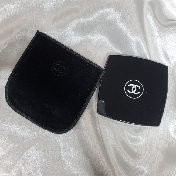💫2FOR$40💫 Chanel mirror